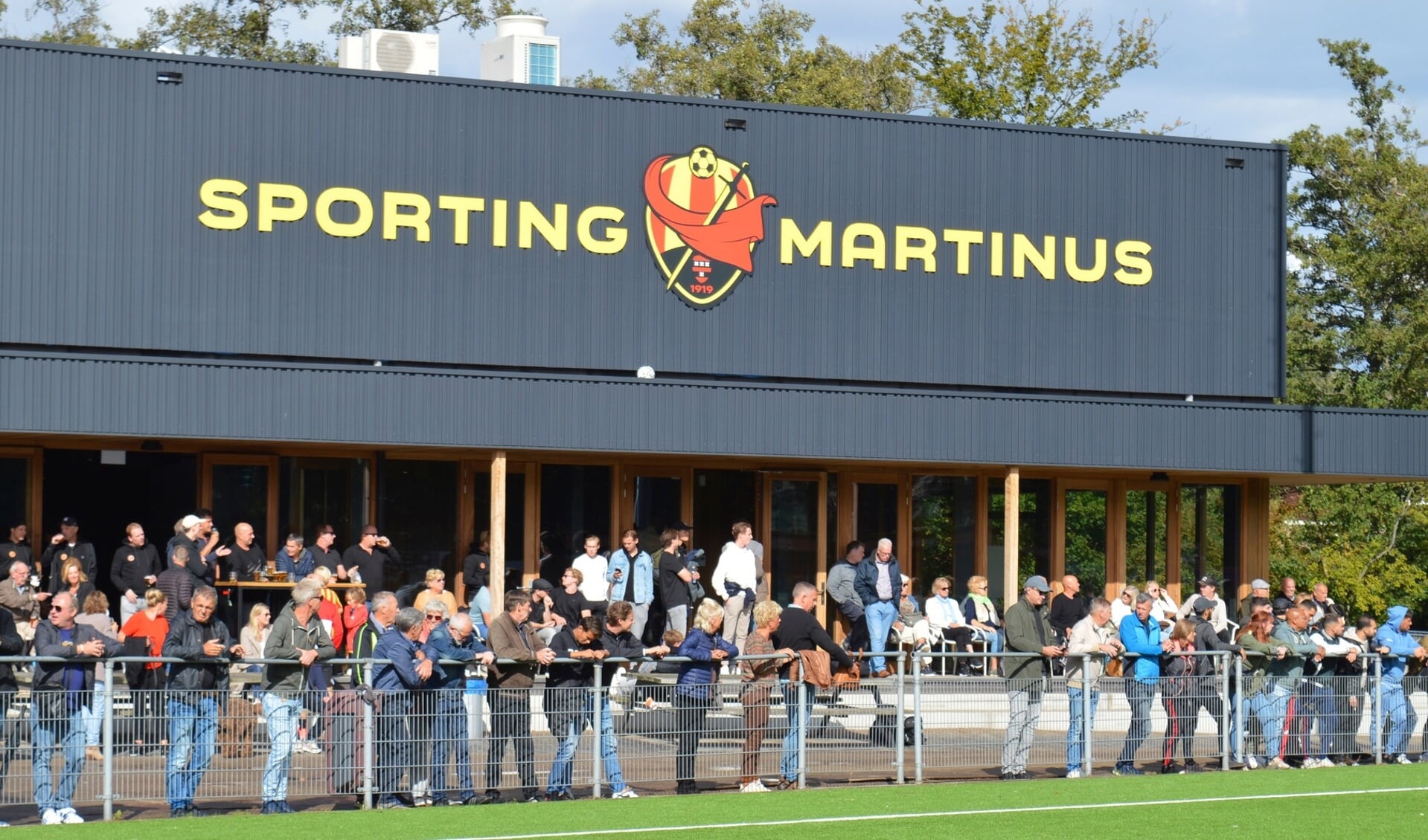 Het  nieuwe clubhuis van Sporting Martinus.