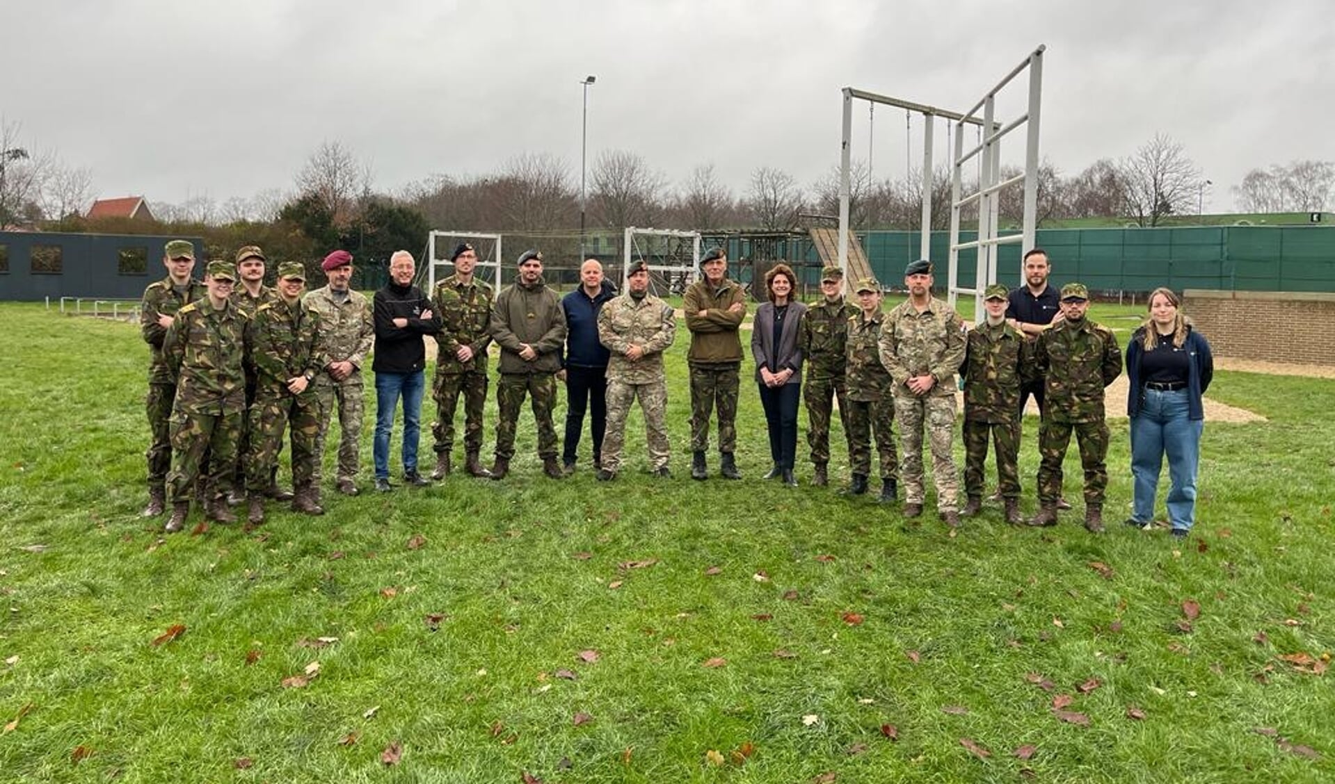 Brigadegeneraal Van Dooren Bezoekt Veiligheidsopleidingen Landstede MBO ...