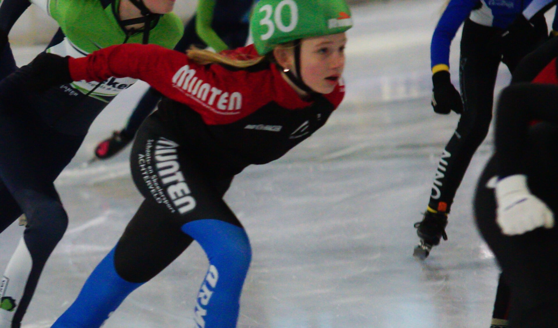 Het Baarnse schaatstalent Nina Heethaar.