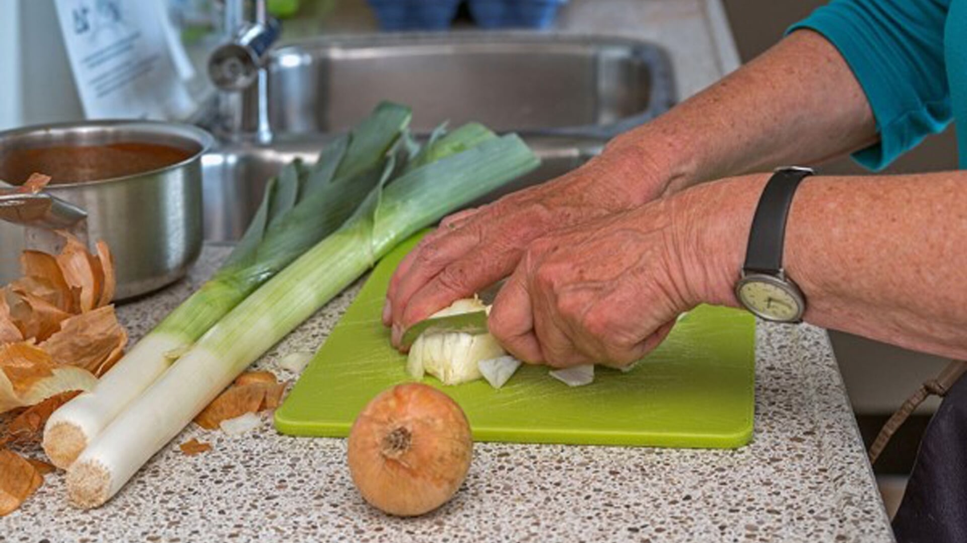 Kom een kijkje nemen in de keuken van Bardo en sluit aan bij de dis.