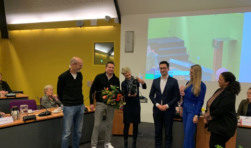 Dennis Wildenbeest (tweede van links) uitgeroepen tot beste Samenspeltalent 2022.