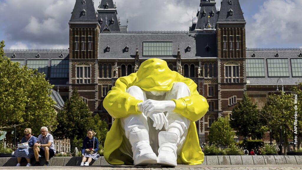 Kunstwerk Stille Strijd om taboe van zelfdoding onder jongeren te doorbreken.