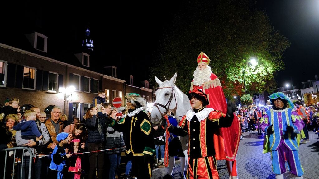 De intocht van Sinterklaas in Rhenen vorig jaar.