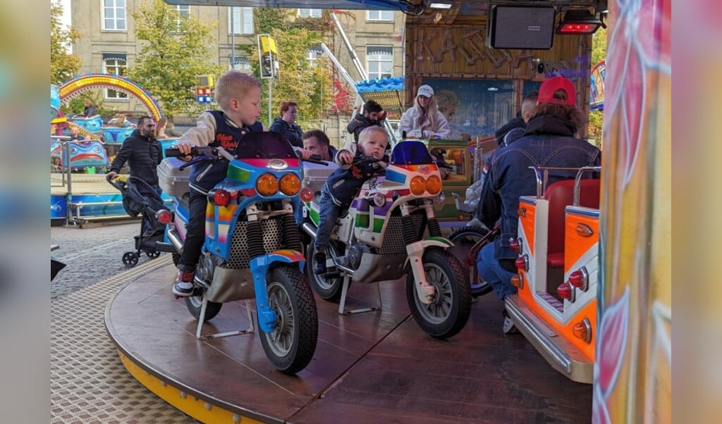 Vermaak op de kermis in Gorinchem destadgorinchem.nl Nieuws uit de