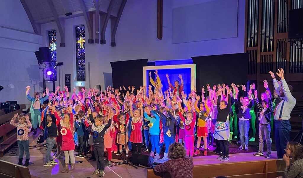 Meer dan 100 kinderen speelden 'Esther' in de Brinkstraatkerk