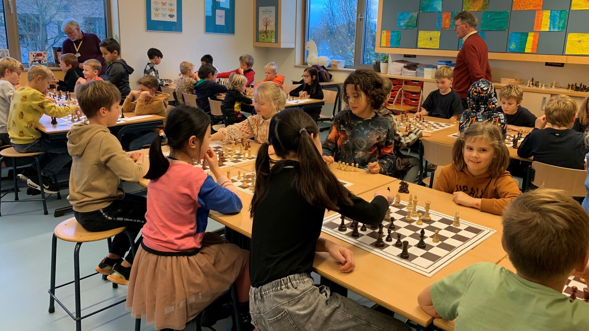 De Johannes Bogermanschool was ook dit jaar weer het strijdtoneel voor het traditionele schoolschaaktoernooi.