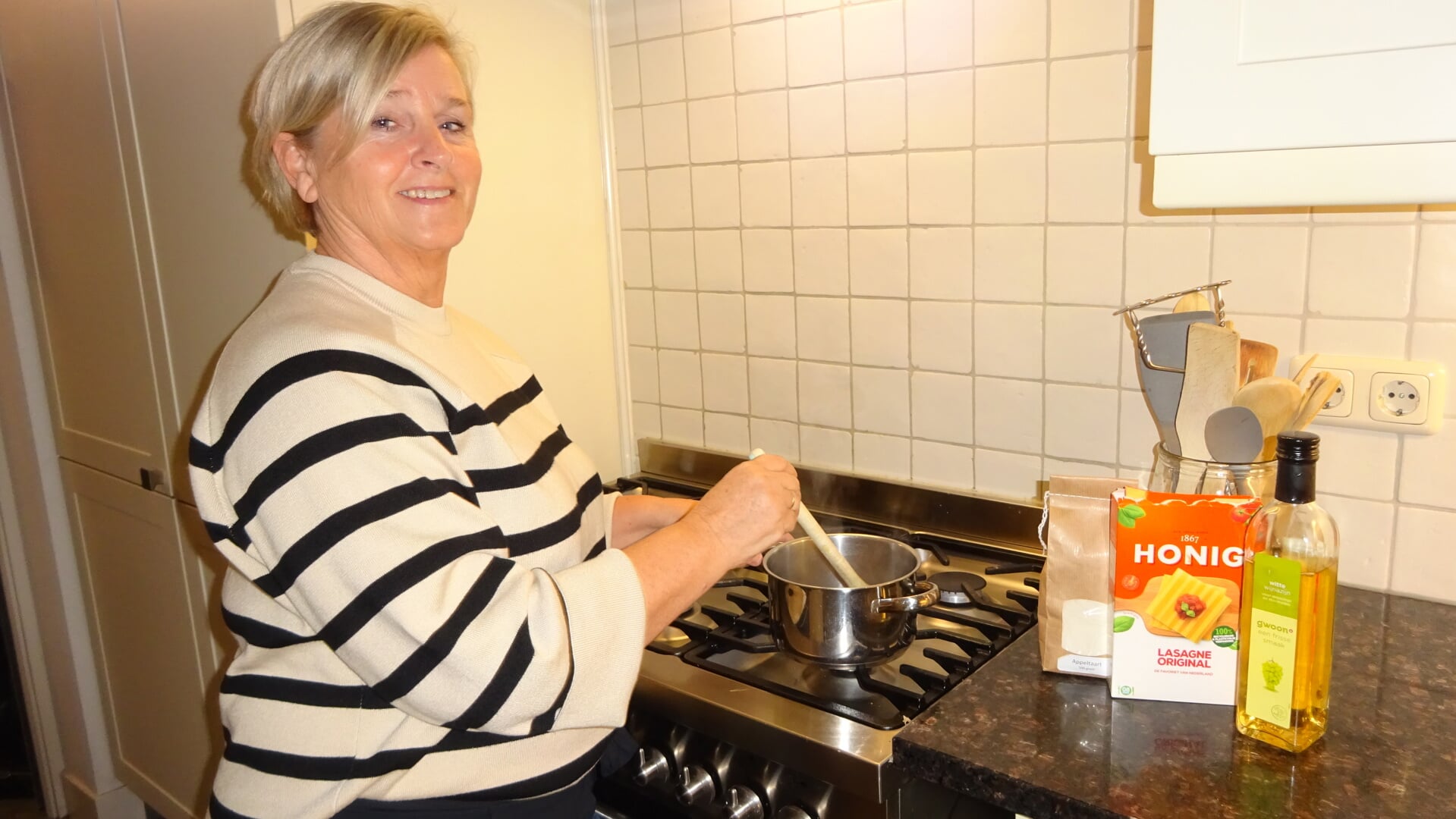 Marion Schouten in de keuken van Hospice Gorinchem.
