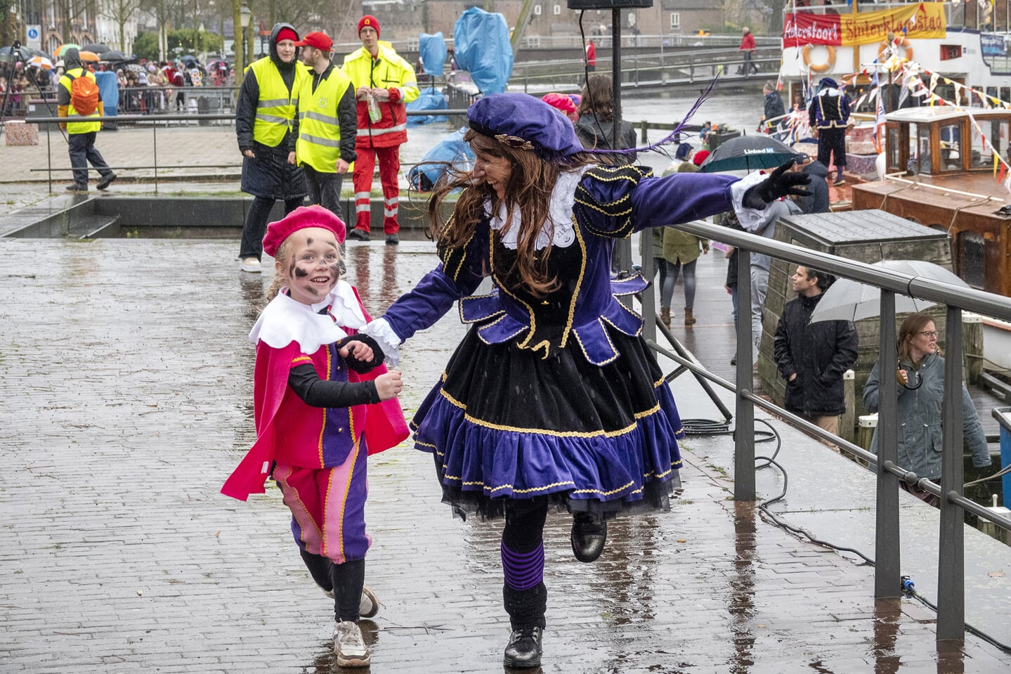 Intocht Sinterklaas in de Eemhaven Amersfoort