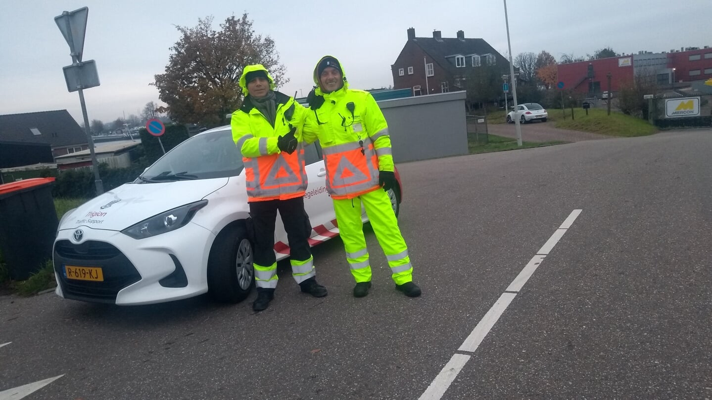 Parkeerwachten bij entree van de stad