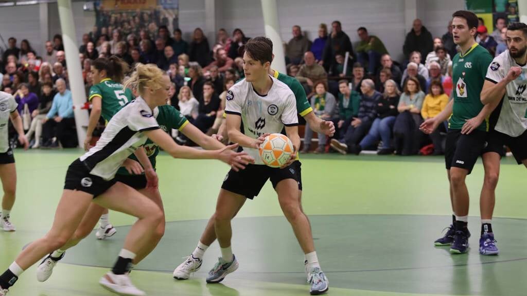 HKC/Creon Kozijnen Behaalt In Wormer Tegen GG/RMcD Huis Emma De Eerste ...