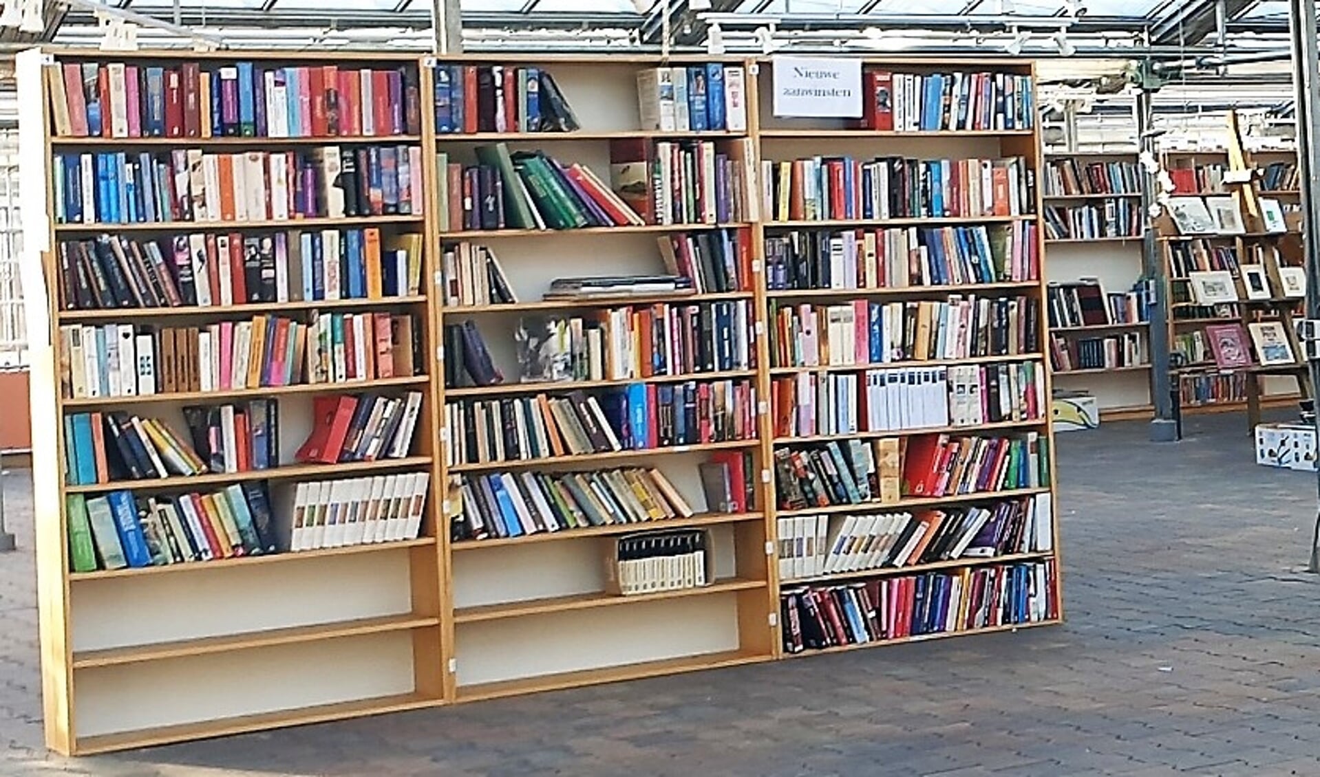 Al jaren is de Lionsboekenmarkt in Harderwijk een begrip. 