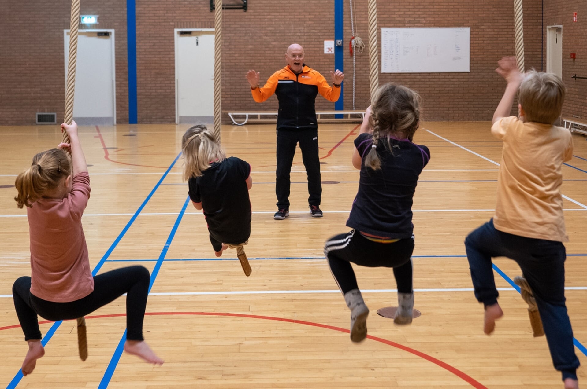 SPARTA-voorzitter Hans van Zetten geeft op zaterdag peuter- en kleutergym