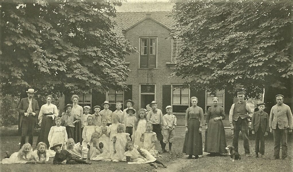 Bloemheuvel als gezondheidskolonie, 1907.