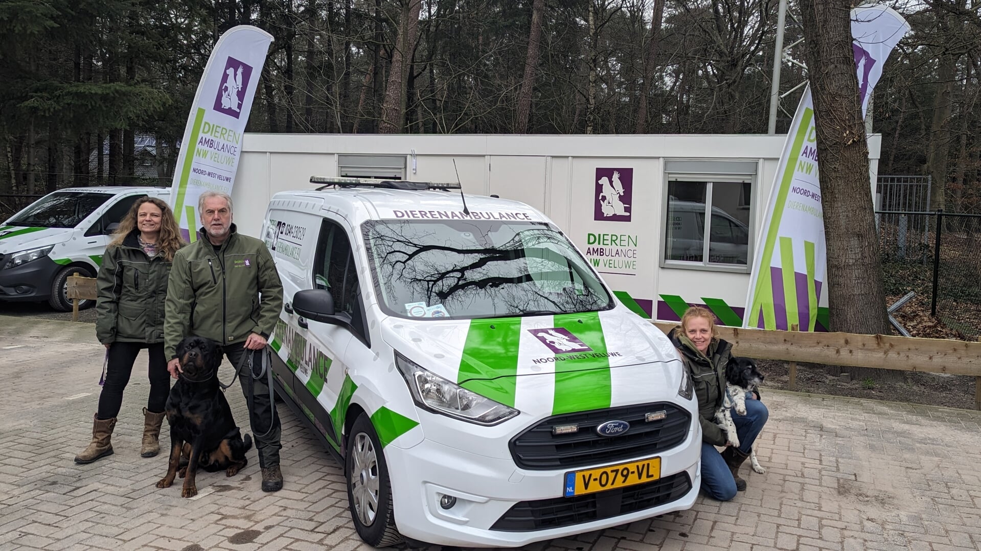 Voorzitter Petra de Jong, Martin van der Kruijk en centralist Sigrid Hup.