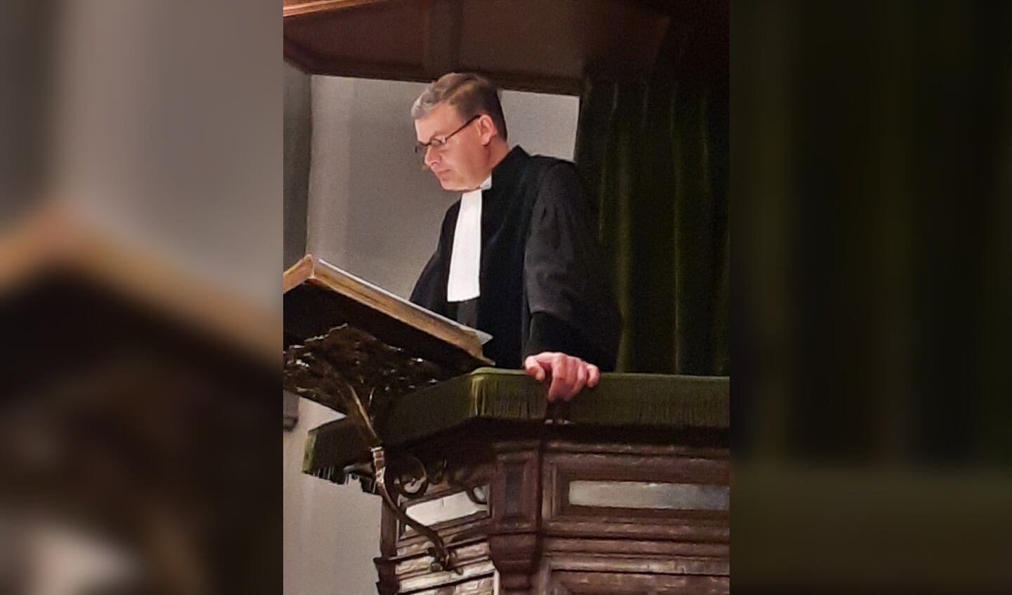 Dominee Sam Verheij nam zondagmiddag in de Oude Kerk afscheid van de Hervormde Gemeente Barneveld.