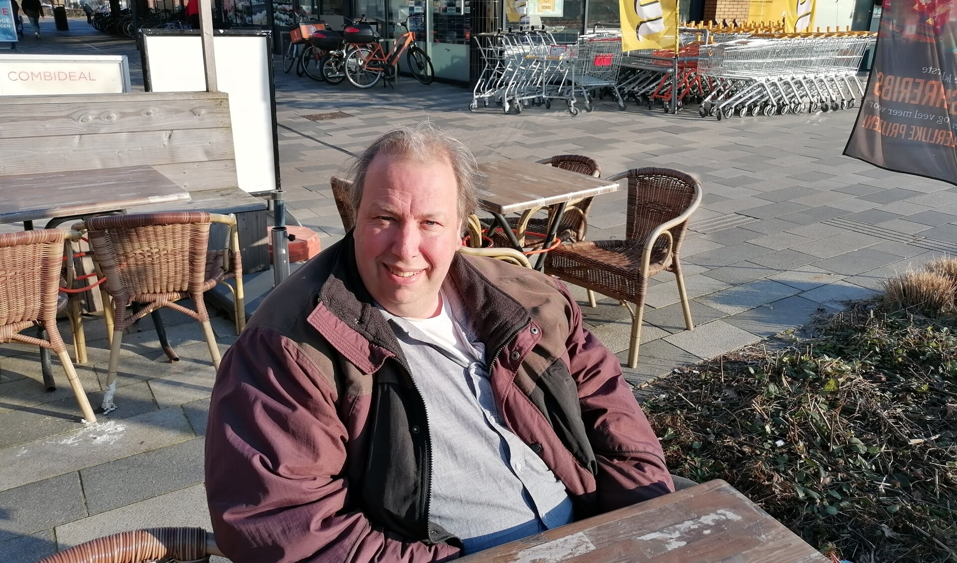 Fred van Ewijk: 'Je kunt in Winkelcentrum De Hamershof alles kopen voor een sfeervol en vrolijk Pasen.'