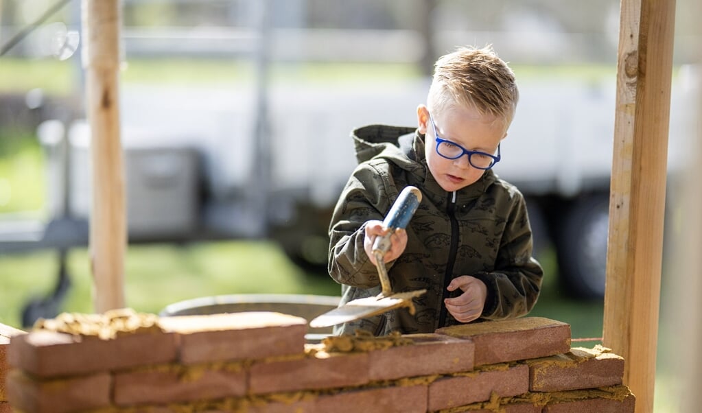 Eerste-Ontdekkersfestival-in-Harderwijk--bijna-50-activiteiten--2000-bezoekers-en-vele-blije-gezichten