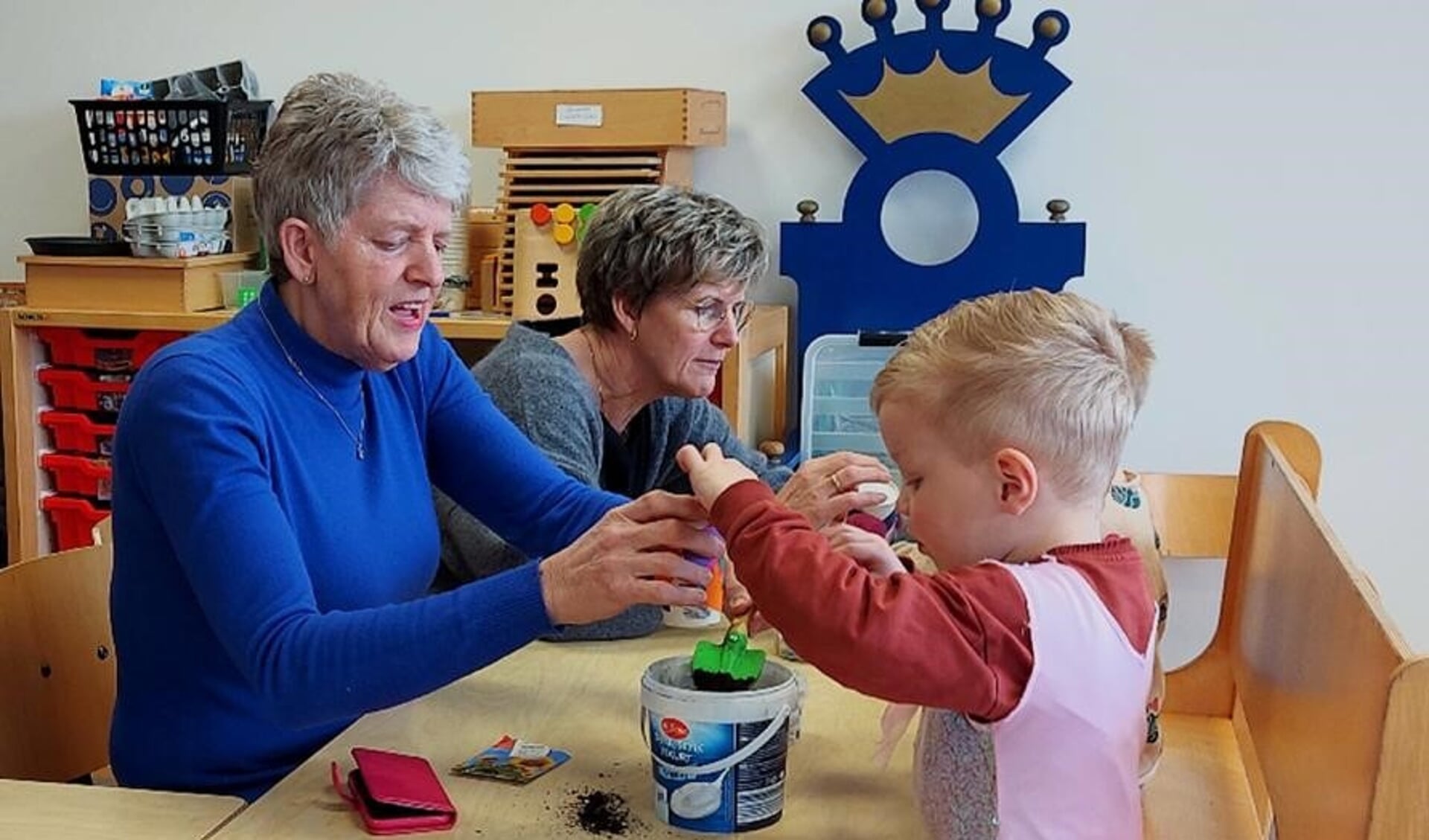 Na 3 jaar kon er eindelijk weer een opa en oma week georganiseerd worden bij Kindcentrum Putten. 