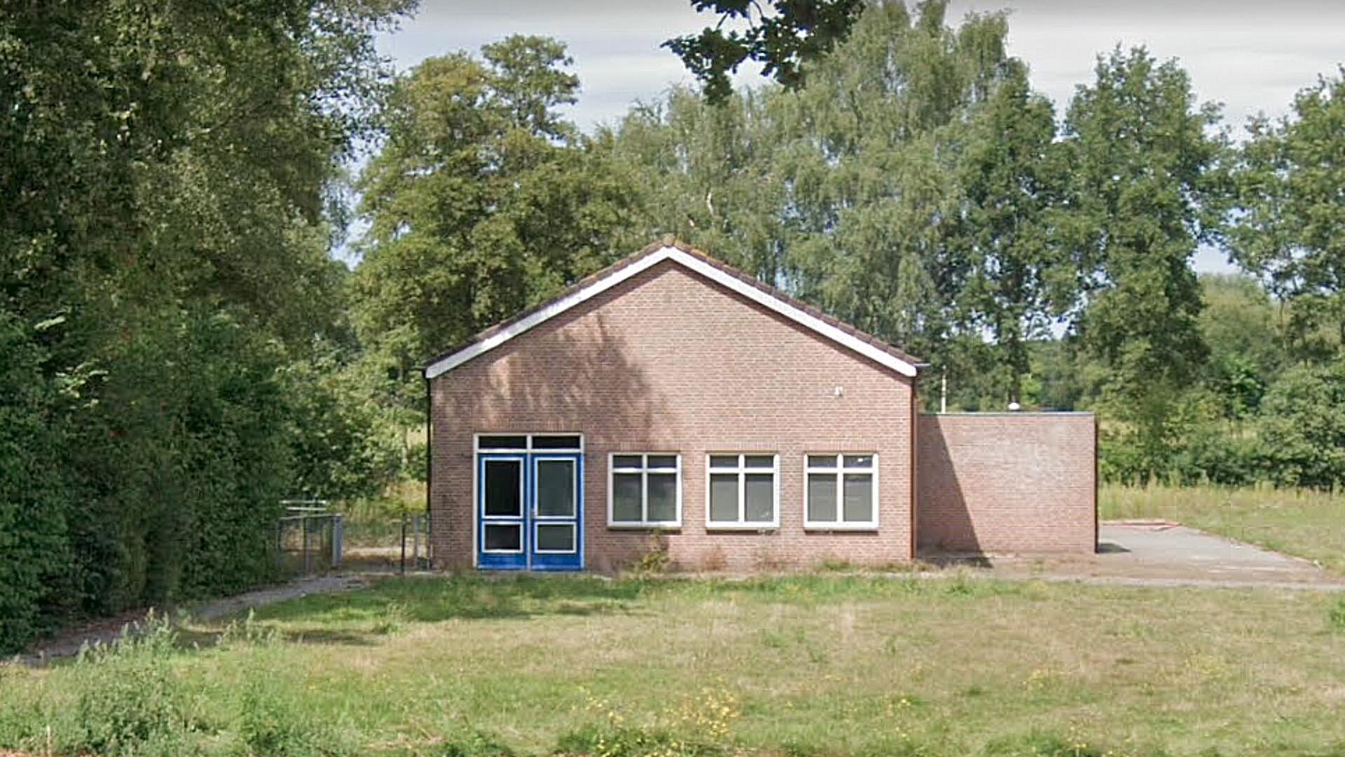 Het voormalige clubgebouw van Spirit, aan de Overhorsterweg in Voorthuizen.