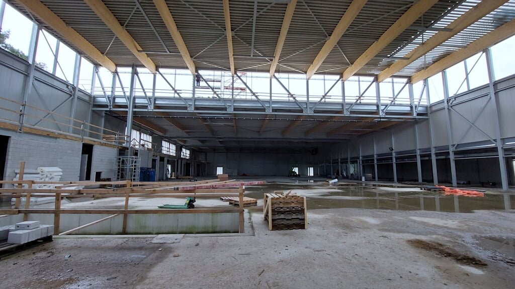 De bouw van het nieuwe sportcomplex De Zanderij verloopt voorspoedig. Foto: voortgang bouw sportpark De Zanderij.