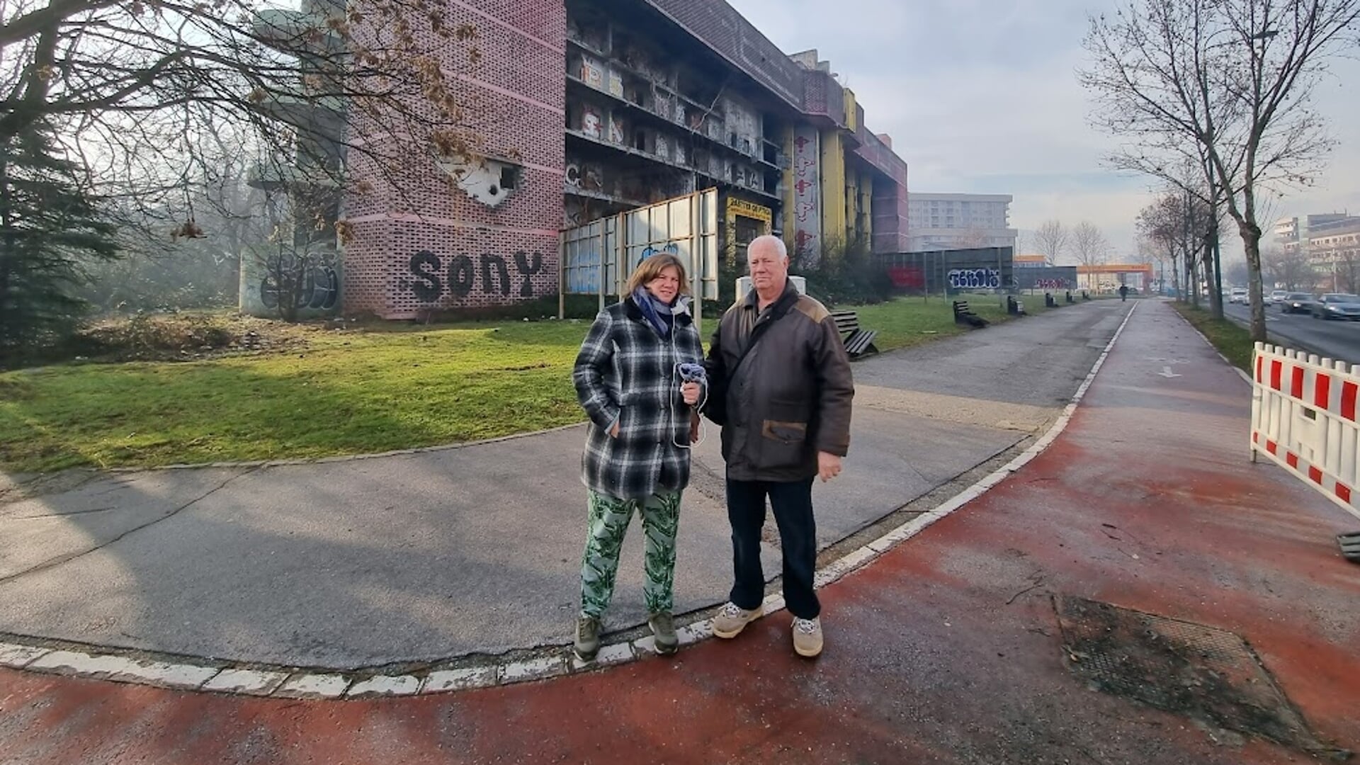 Maranke met haar vader Hans Vermaas in Sarajevo begin 2022.