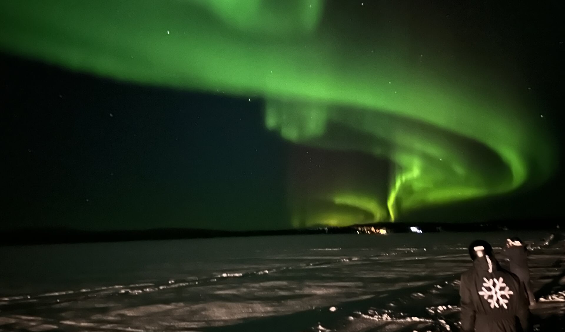 Arie Dekker fotografeerde bij de Noordkaap het noorderlicht.