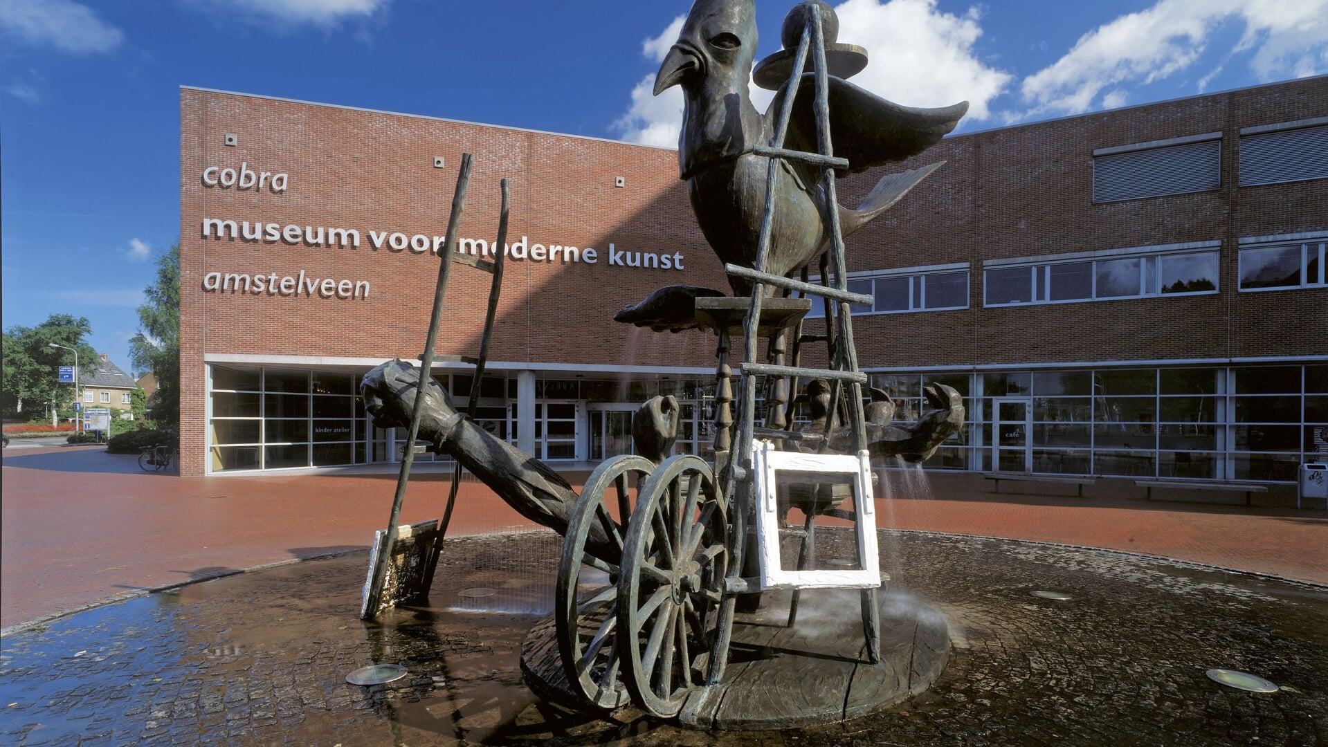 Het Cobra Museum in Stadshart Amstelveen.