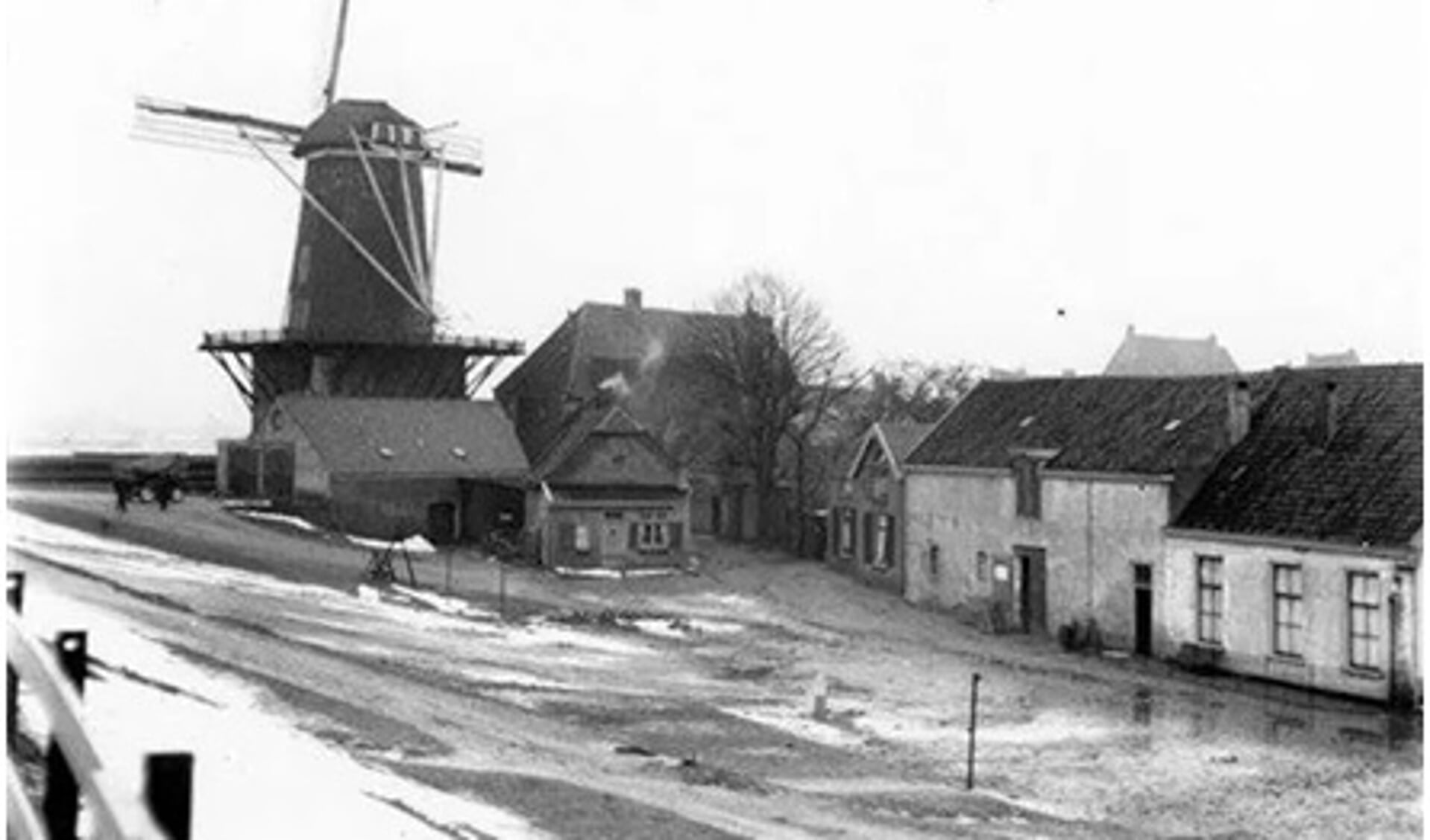 Foto van het huis rond
1940, (hierboven
ingezoomd) afkomstig uit
wijktoenwijknu.nl
