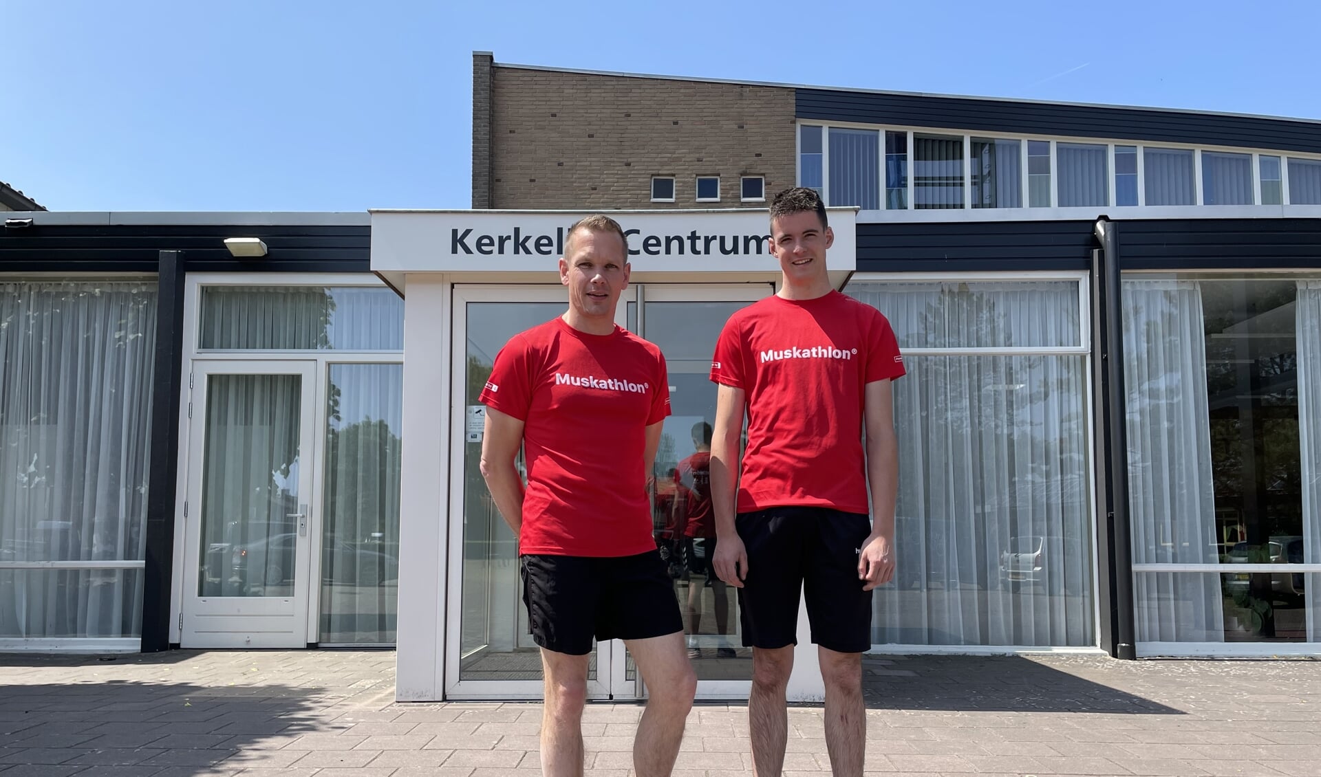 Henk van Winkoop en zijn neef Gijs gaan in oktober hardlopen in Ghana, maar eerst organiseren zij op 15 juni een benefietconcert in het Kerkelijk Centrum.