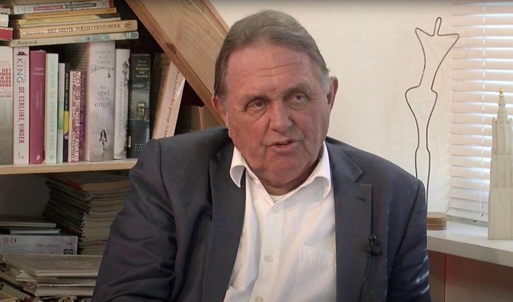 Hans Vahstal, in gesprek met Rob Lampe in de serie 'Gratis koffie'. 