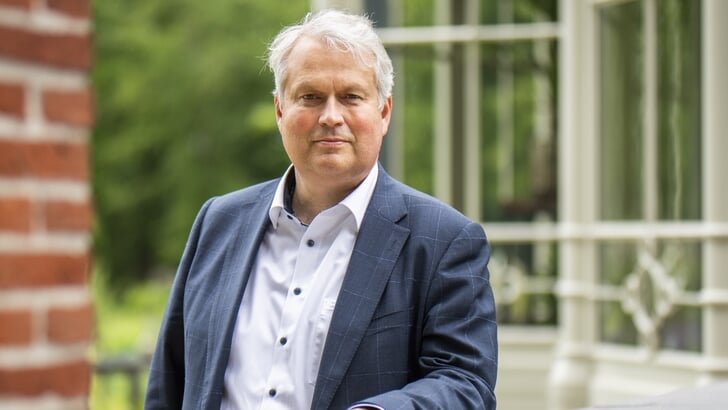Volgens wethouder Wim Oosterwijk is de financiële situatie van de gemeente Barneveld beter dan hij vorig jaar nog dacht.