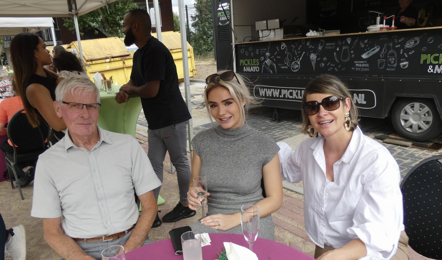 Openingsfeest van De Lijsterberg