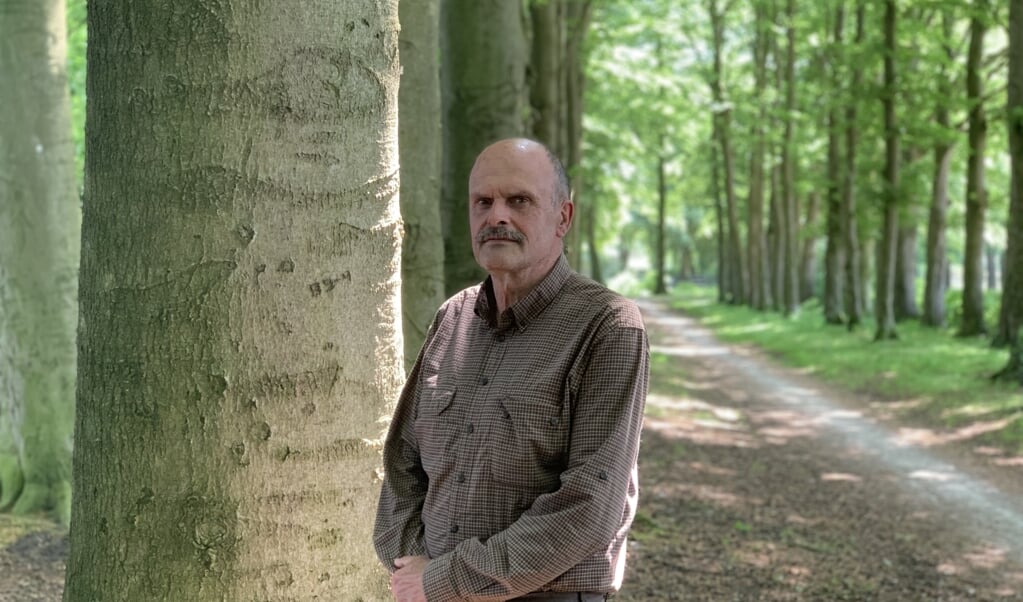 Boswachter Sjaak Van Dijk Schrijft Boek Over Bijzondere Ontmoetingen ...