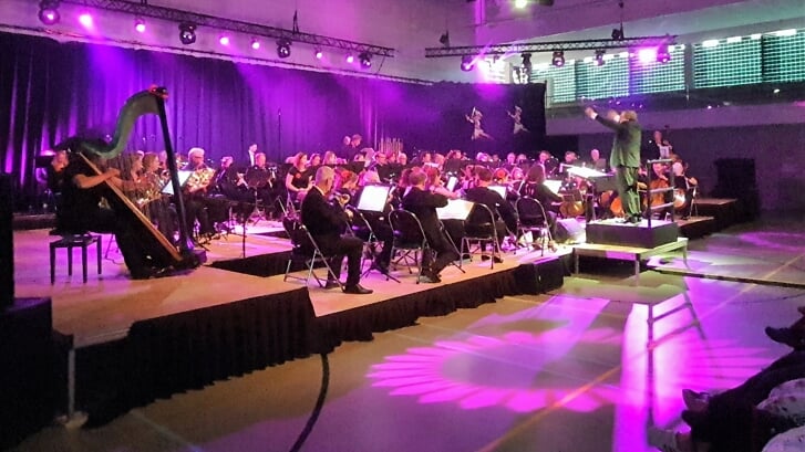 Het 90-koppig orkest Symphonic Friends, met orkestleden uit onder andere Renkum, Wageningen en Bennekom, gaat naar Italië.