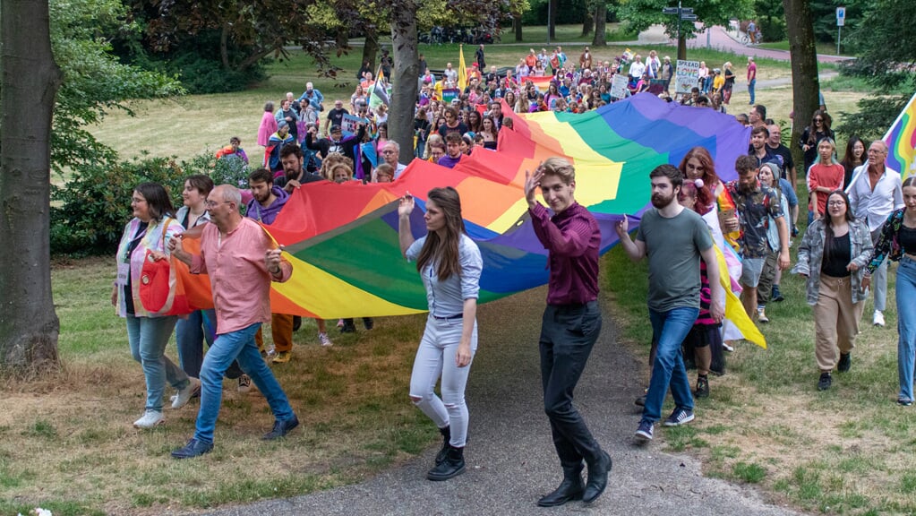 Archiefbeeld: de Pride Walk vond vorig jaar voor het eerst plaats. 