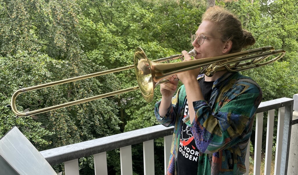 Wouter Pereboom groeide op in Austerlitz. Hij speelt al sinds zijn zevende trombone.