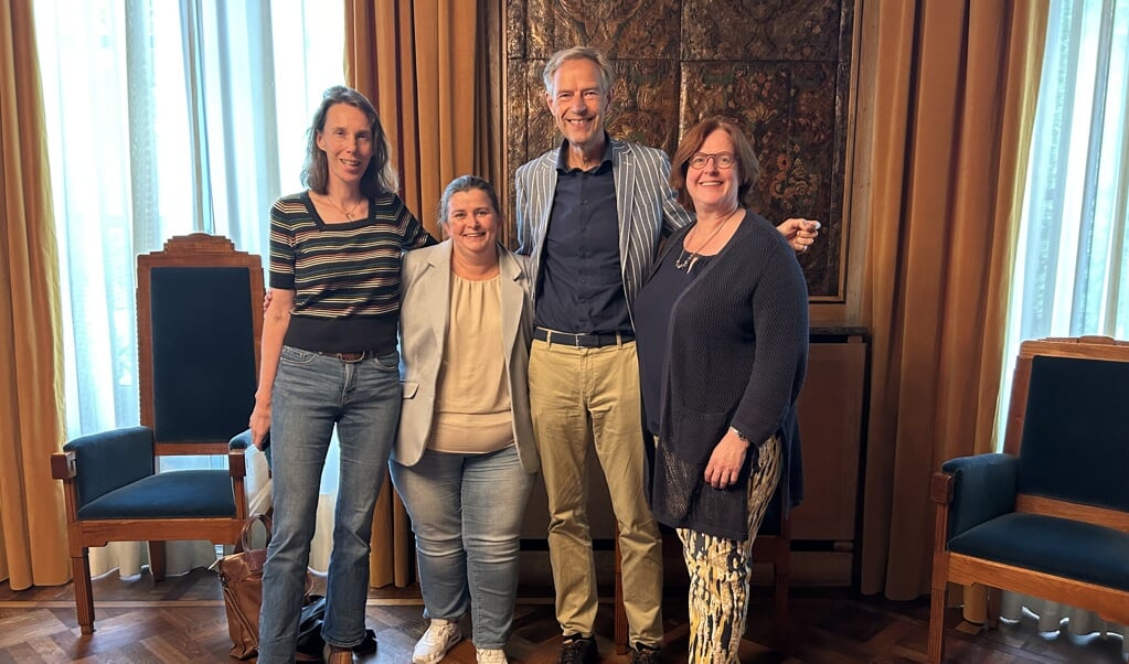 v.l.n.r.: Tessa van Wijnen (GroenLinks), Aletta den Boer (BBB), Chris Vonk (PvdA) en Gerda Bakker (VVD).