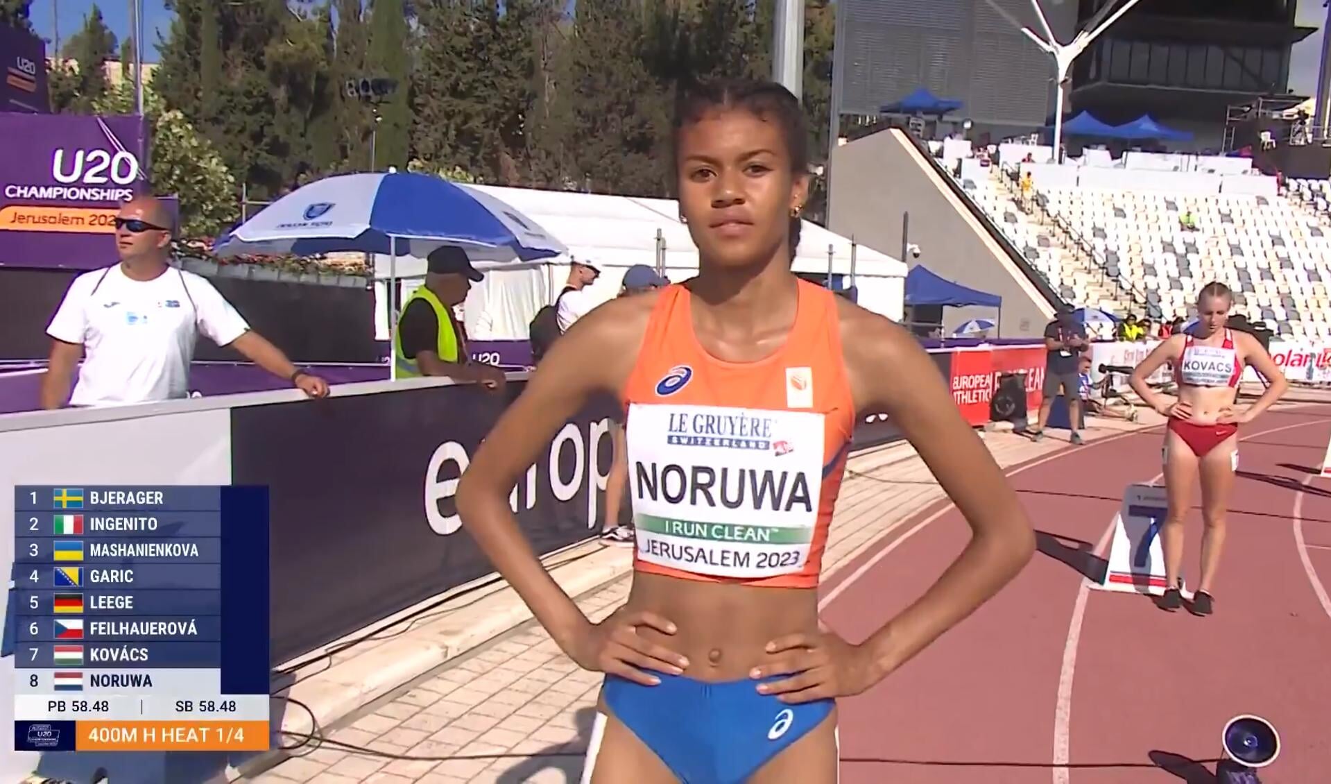 Abigail Noruwa vlak voor de start van haar race.