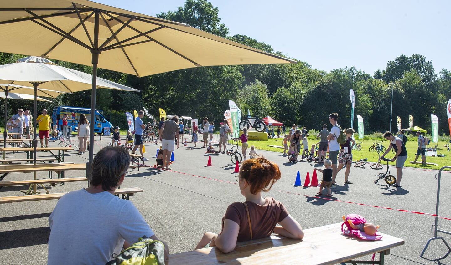 Keistadfietsfestival aan de Rubensstraat