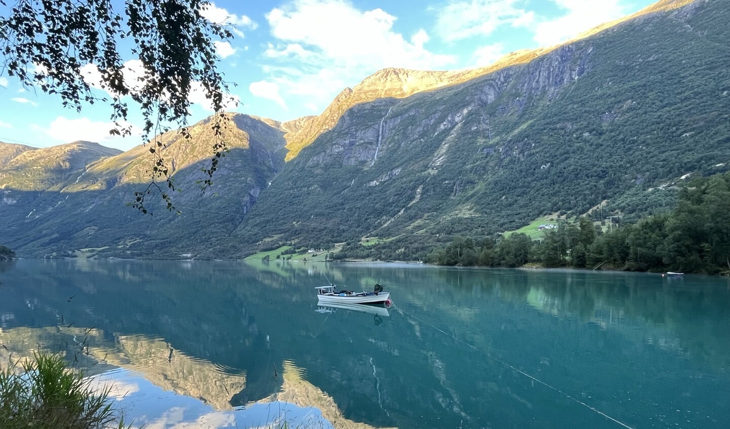 Foto genomen op een camping aan een meer in Stryn (Noorwegen).
