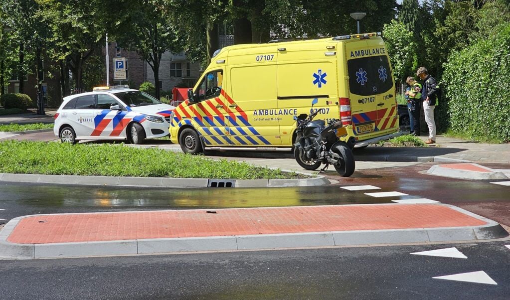 Ongeval op nieuwe rotonde in Ede EdeStad.nl Nieuws uit de regio Ede