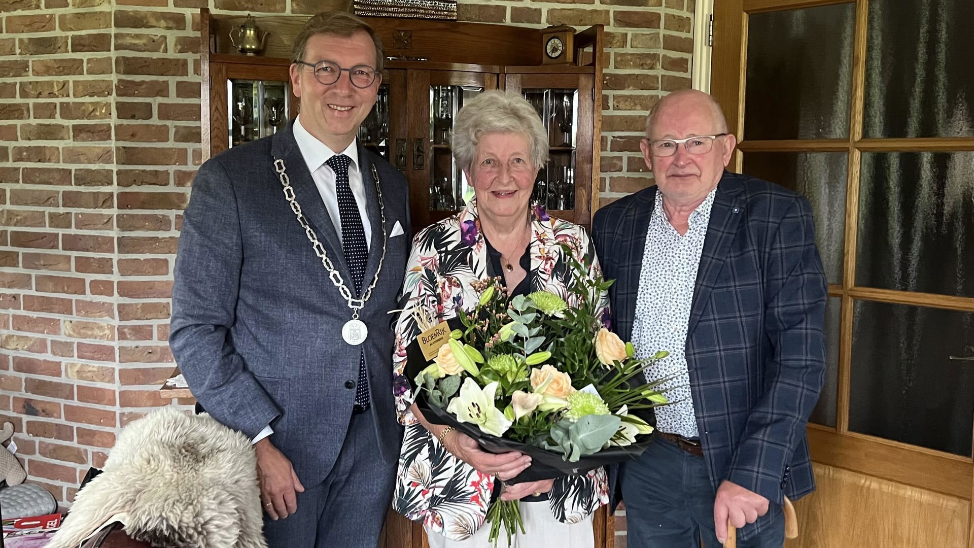 Op maandag 31 juli kreeg het briljanten bruidspaar Van Ruiswijk bezoek van burgemeester Gert-Jan Kats.