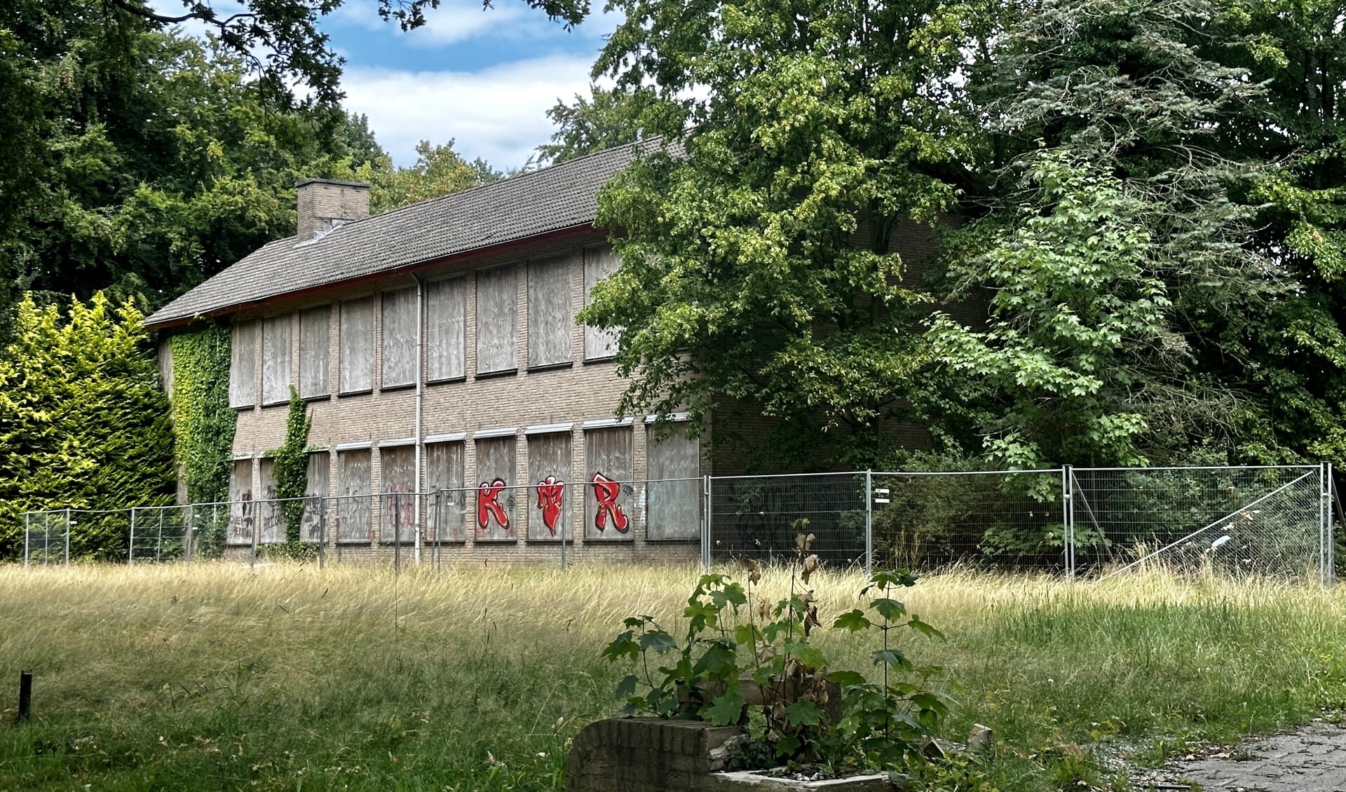 Plannen voor oude huishoudschool zorgden voor veel bezwaren.