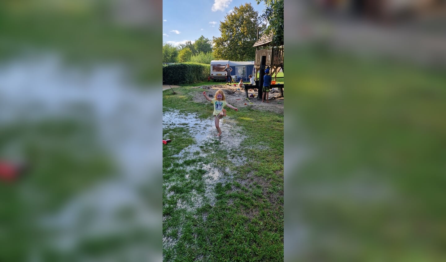 'Ondanks de vele regen had onze dochter de vakantie van haar leven op de camping in Noord Brabant'.