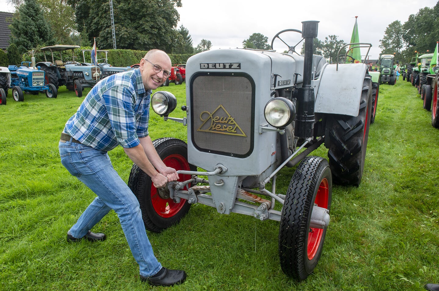Hoogland 10e Hollandse Oldtimer Trekker Tocht