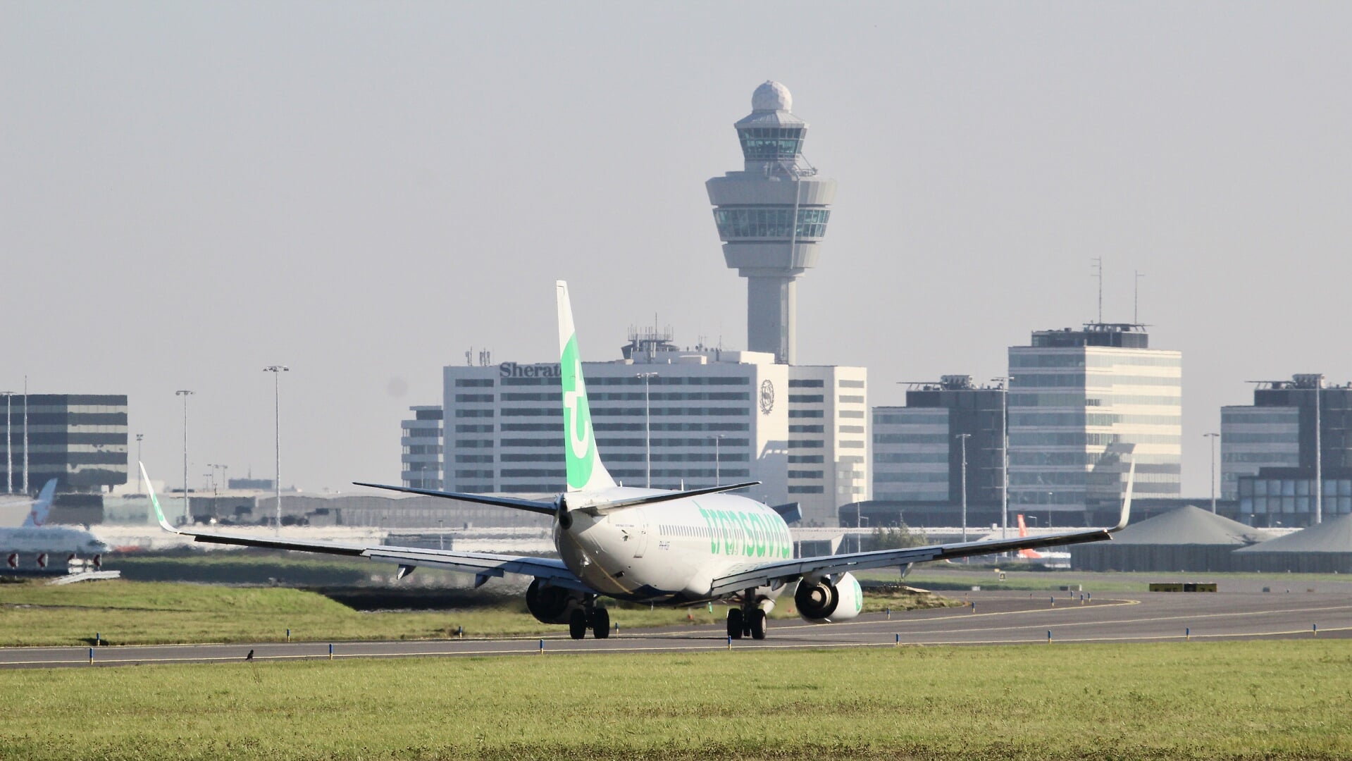 Luchthaven gaat voor 3 miljard verbouwd worden.