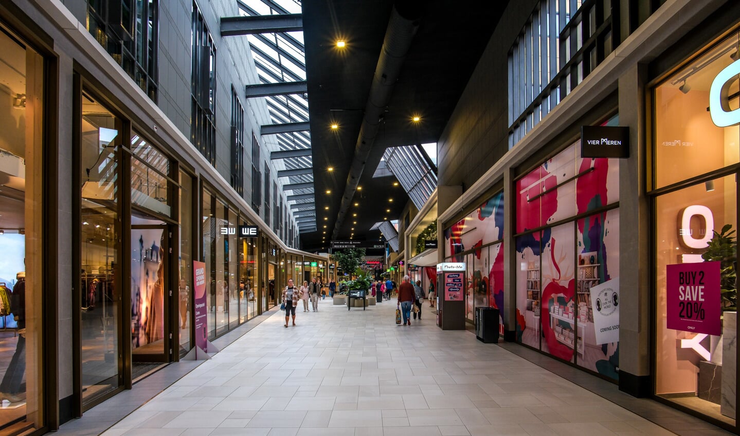 Grand Opening winkelcentrum 4 Meren
