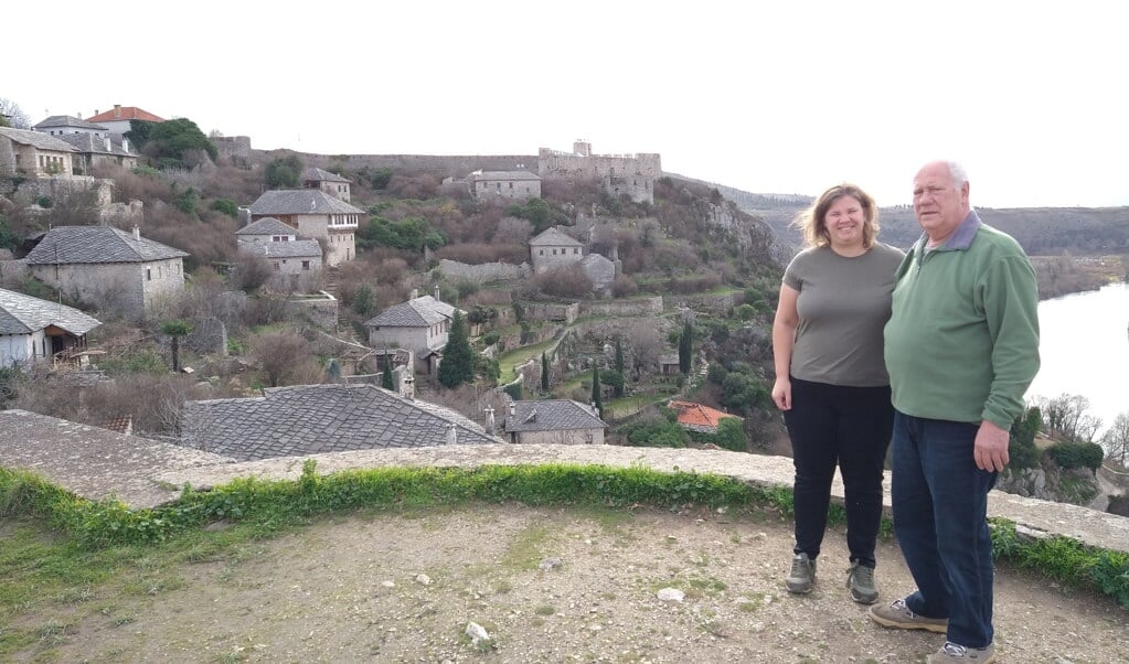 In 2022 bezocht Maranke met haar vader Bosnië. Deze foto is genomen in de omgeving van Medigorije, waar het Spaanse bataljon heeft gezeten.