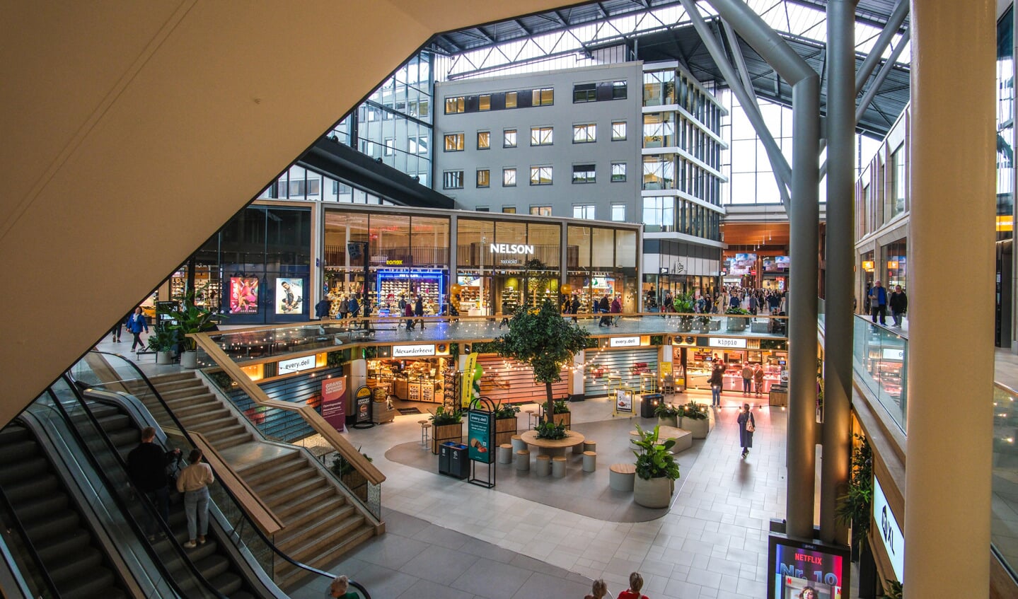 Grand Opening winkelcentrum 4 Meren