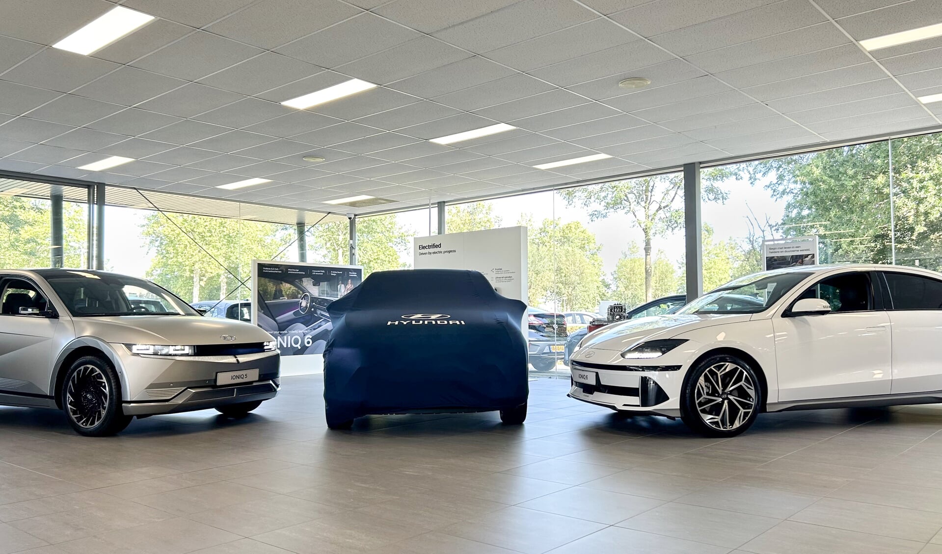De elektrische modellen van Hyundai Wittenberg in Amersfoort.